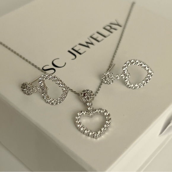 LAST ONE Heart Earrings & Necklace Set 925 Sterling Silver White Zircon - Picture 6 of 9